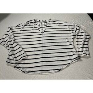 Blu Pepper Oversized Striped Sweater Top Women's Medium Knit Black White Fall